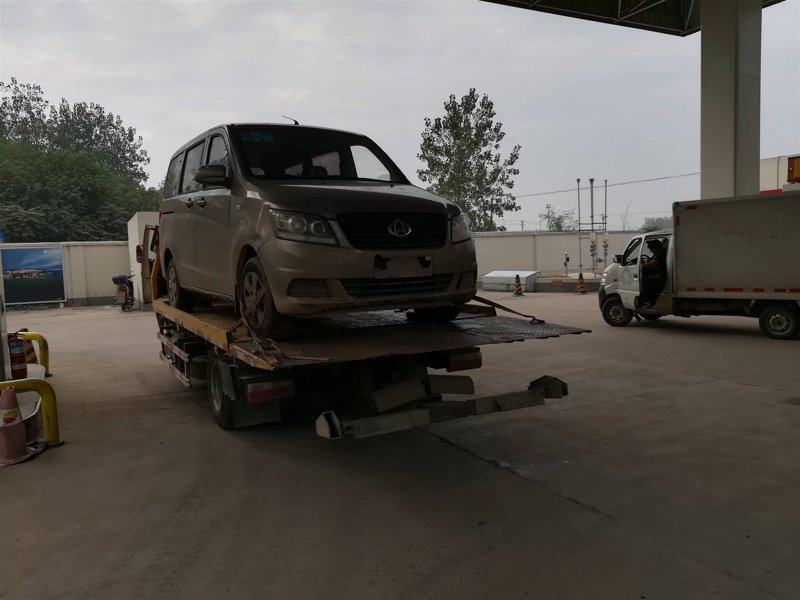 汽车道路救援:关键时刻的守护者
